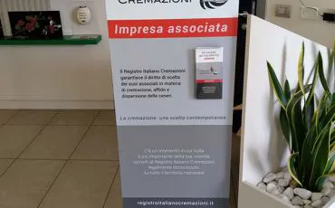 Cremazioni con candele accese